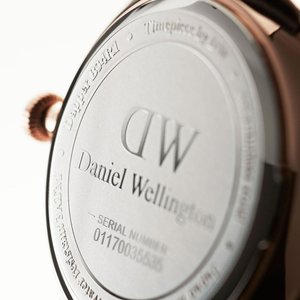 Часы Daniel Wellington Dapper Reading DW00100118