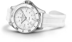 Часы Hamilton Khaki Navy Scuba Quartz H82221310